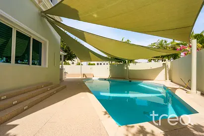 Custom Villa|Private Pool| BBQ