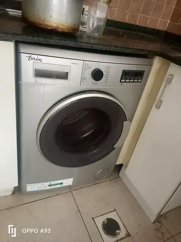 Silver Ferim Front-Load Washing Machine . Good Working Condition. 7 kgs