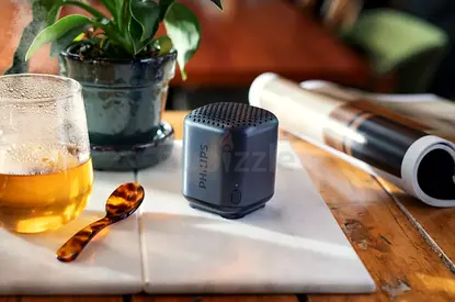 (LIMITED TIME, HALF PRICE FOR AED 89 ONLY) Philips Portable Wireless Bluetooth Speaker (BRAND NEW)