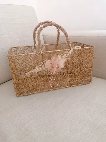 Hamper basket metal