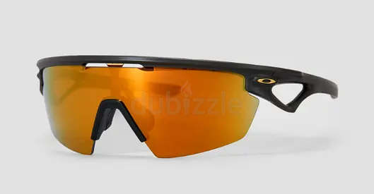 (LIMITED TIME OFFER, HALF PRICE FOR AED 725) Oakley Sphaera Prizm 24K Polarized Sunglasses (NEW)