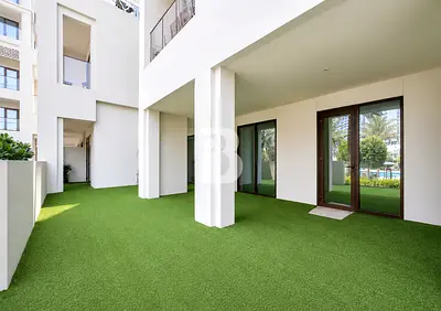 Big Layout | Unfurnished | Beach Access
