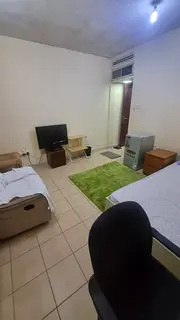 Master room for rent. For single Excicutive or couple only. Tourist club area navi gate side