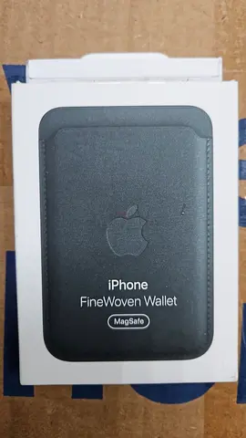 APPLE IPHONE FINEWOVEN WALLET WITH MAGSAFE MT273ZM/A EVERGREEN