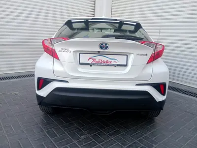 صورة 7 لـ 2023 Toyota C-HR