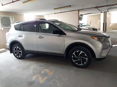 2018 Toyota RAV 4 — фото 3