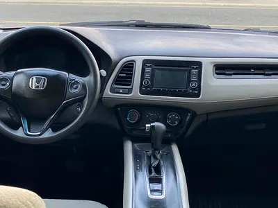 صورة 12 لـ 2022 Honda HR-V