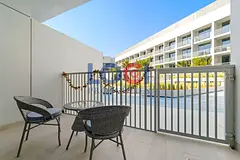 VACANT | LUXURY | DOUBLE BALCONY w. GARDEN VIEWS