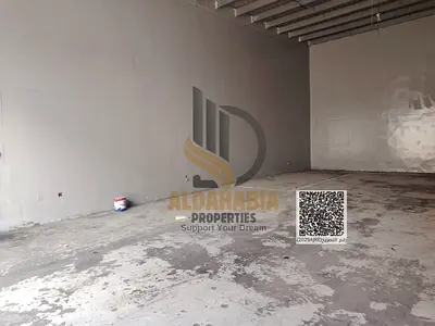 مستودع للإيجار السنوي في الجرف الصناعية 3 عجمان | مساحة 2,000 قدم² وسعر قابل للتفاوض