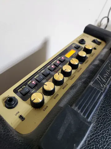 Marshall CODE 25 Digital Modeling Guitar Combo Amp in good working condition.