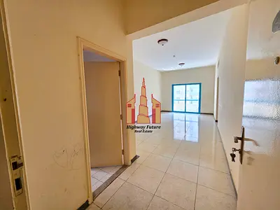 Super 2bhk apartment with Balcony opposite Sahara center.
