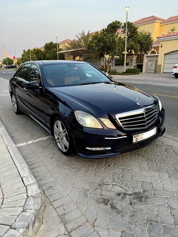 2013 Mercedes-BENZ E-CLASS 缩略图 3