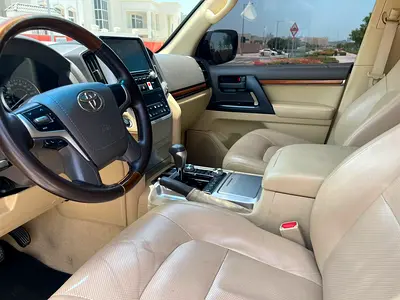 صورة 20 لـ 2017 Toyota LAND CRUISER