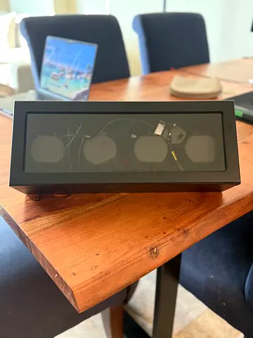 Watch winder box for four automatic watches (black)