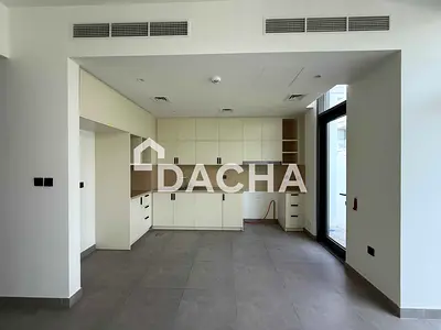 Single Row | On The Boulevard | Landscaped