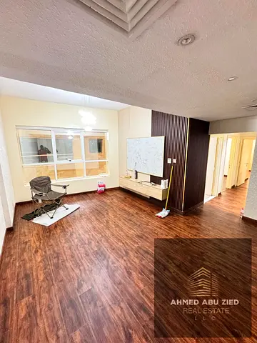 A distinctive 2BHK for annual rent in Garden City Towers, good finishing, special price, prime location close to all services, suitable for families.
