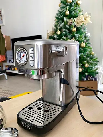 Stainless Steel Espresso Machine with Steam Wand - new Condition