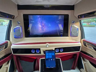 صورة 12 لـ 2018 Cadillac ESCALADE