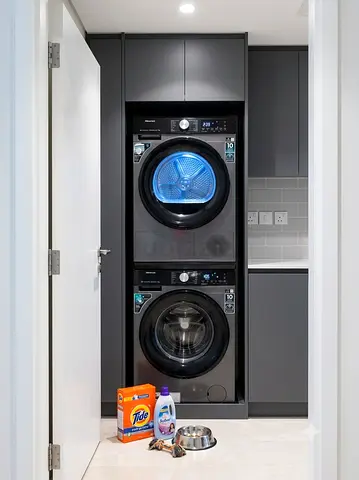 Hisense 9kg Washer & Dryer Separate Set – Excellent Condition