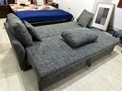 Premium 3-Seater Sofa Bed with Storage
Modern and comfortable sofa that easily converts into a spaci