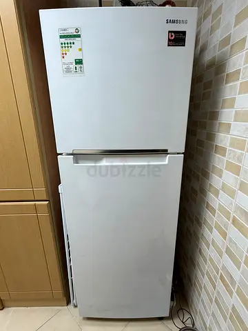 Samsung Digital Inverter Refrigerator with Twin Cooling