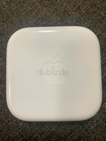Apple EarPods Wired Headphones in Original Case