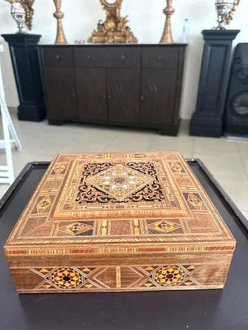 Handcrafted Middle Eastern Inlaid Wooden Jewelry Box - Vintage Style