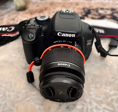 Canon EOS 600D DSLR Camera – 18MP | Flip Screen | Full HD | Excellent Condition