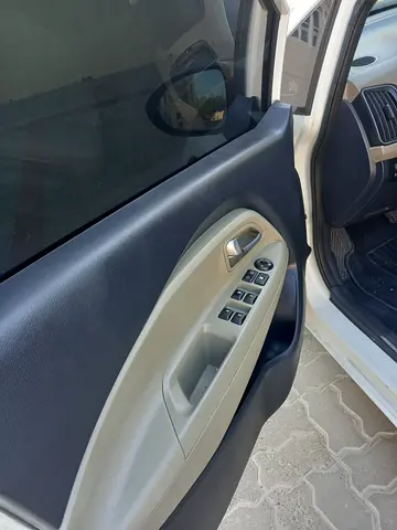 2015 KIA RIO 照片 12