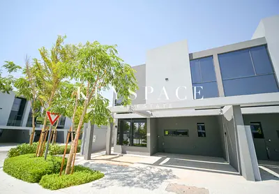 Elegant Masaar Estate | Seamless Indoor-Outdoor Living | Resale