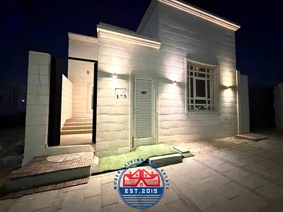 Private Entrance 3 Bedroom Hall kitchen start of Madinat Al Riyadh near Supermarket