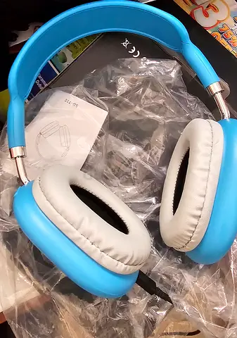 Stereo Wireless Headphone SD-710