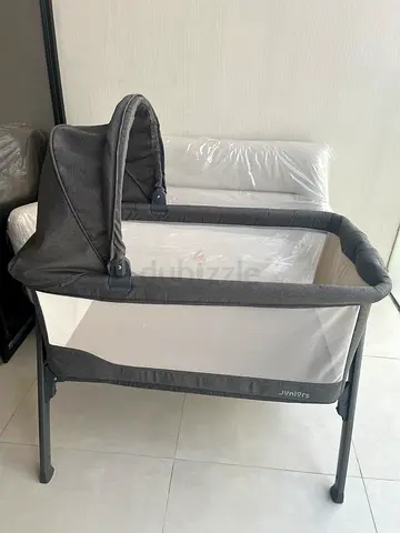 Gray Portable Bassinet / Cradle in Good Condition