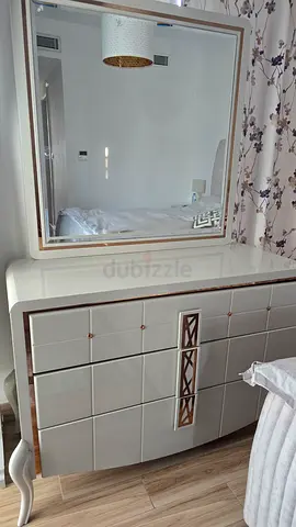 Bedroom Furniture Set