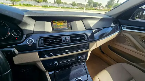 صورة مصغرة 10 لـ 2013 BMW 5-SERIES