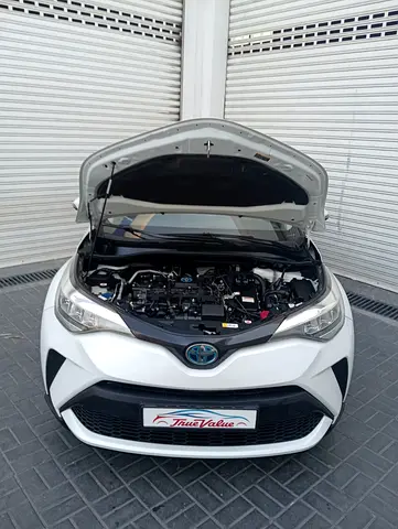 صورة 10 لـ 2023 Toyota C-HR