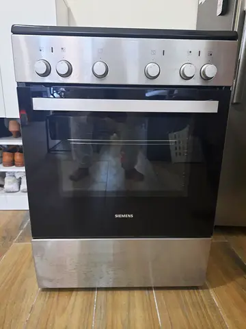 Siemens Electric Cooker 60cm HK6L00070M