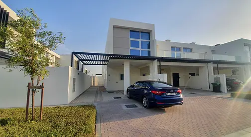 B2B R2EM Corner 3BR + Maids Room In Damac Hills 2