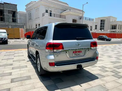 صورة 13 لـ 2017 Toyota LAND CRUISER