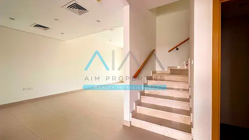2400 sqft 3-BR Podium TownHouse - 2 Parkings