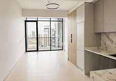 CANAL VIEW | MODERN LIVING | HIGH FLOOR