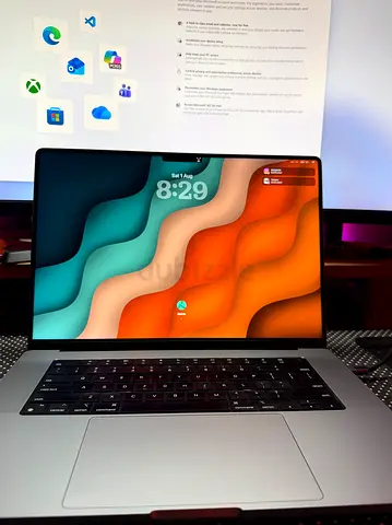 MacBook Pro M1 16-inch, 16GB Graphics, almost new