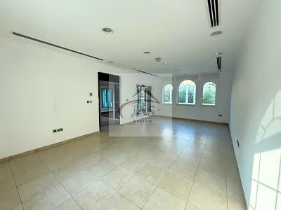 3BR Villa | Huge Garden | Jumeirah Park District 5