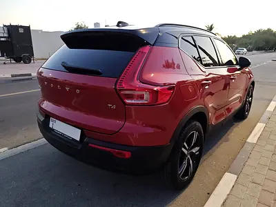 2022 Volvo XC40 — миниатюра 3