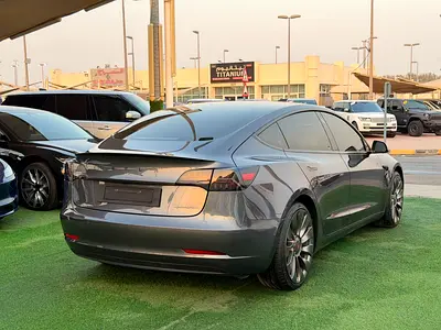 2021 Tesla MODEL 3 — фото 6