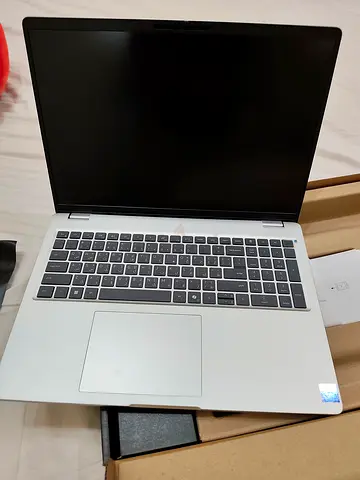 Selling BRAND NEW / UNUSED Dell Pro 16 Plus (2025) – Core Ultra 7 | 512 GB SSD | Official Middle Eas