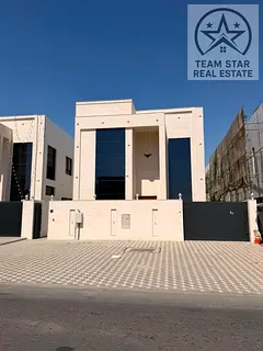 For rent in yasmeen 5 bedrooms near to all services