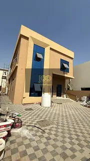 A practical layout with spacious interior living areas, offering a comfortable residential environme