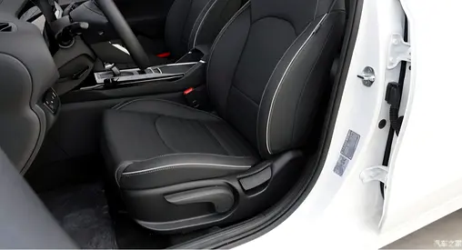 صورة 9 لـ 2025 KIA K3