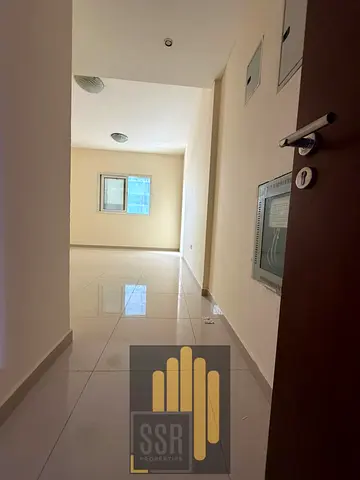 1 MONTH FREE EASY ACCESS 2 STADIUM METRO FLEXIBLE PAYMENT 29K1 CHQ 31K/6 CHQ CLOSE 2 RTA F24 BUS STOP